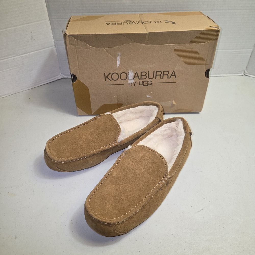NIB Koolaburra by UGG Tipton Suede Slip On Moccasin Men's Size 8M Chestnut